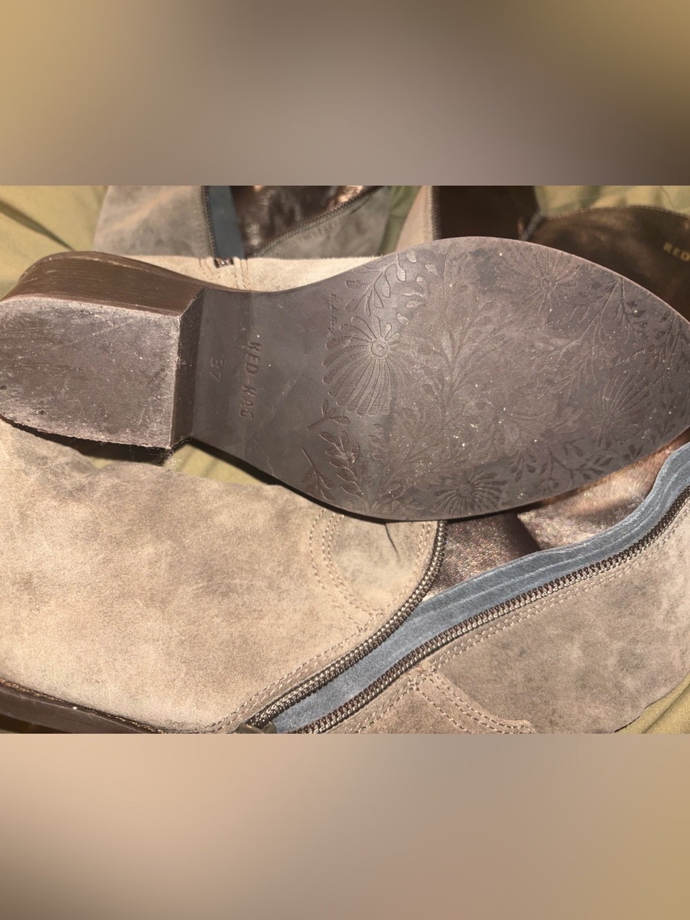 Red Rag Women's Taupe Suede Western Block Heel Boots made in Portugal - Picture 3 of 3